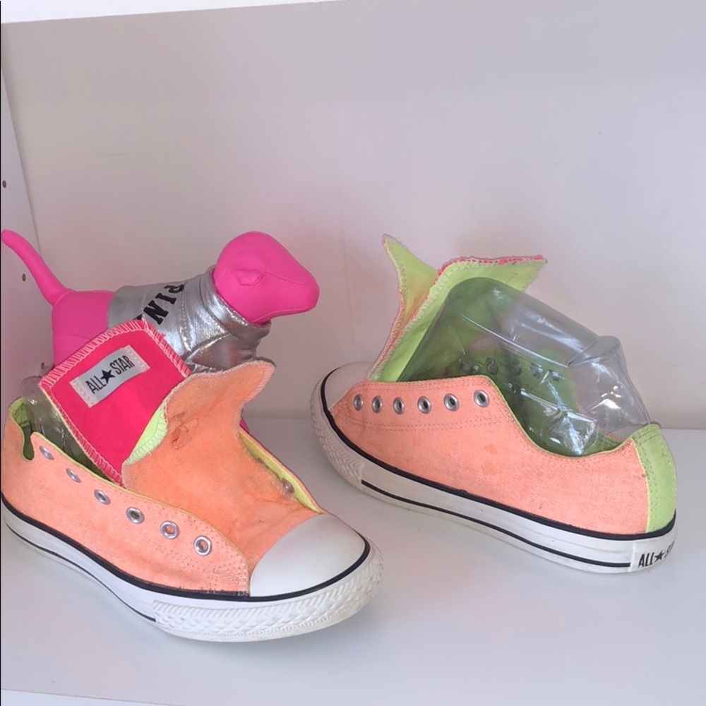 Double tongue Neon Converse All Star Chucks